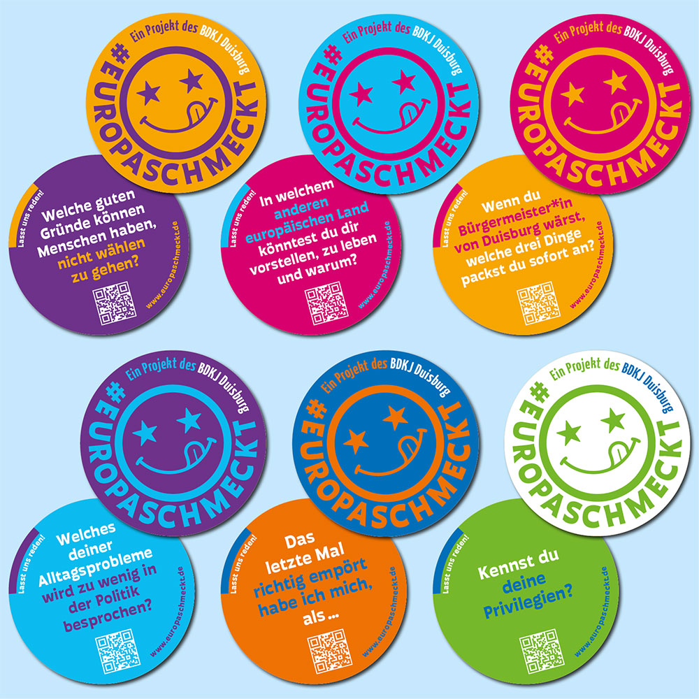 Alle farbenfrohen politischen Bierdeckel (gelb-lila, hellblau-pink, pink-gelb, lila-hellblau, mittelblau-orange, weiß-grün